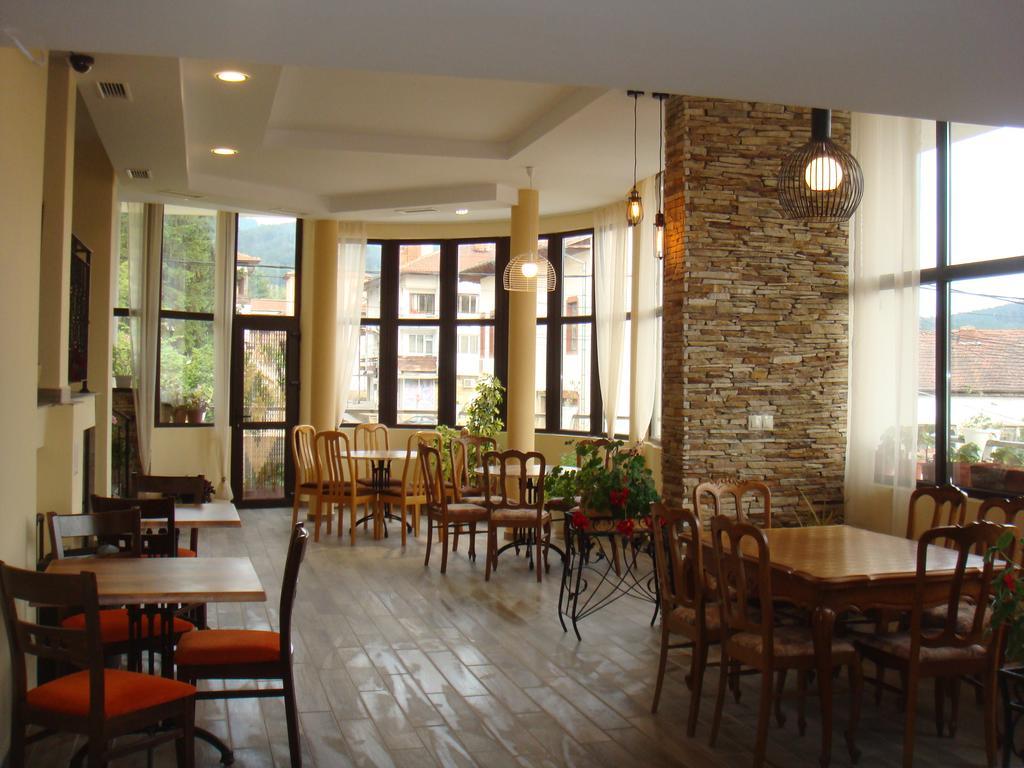 Guest House & Bistro Lefterova Kotel Exterior foto