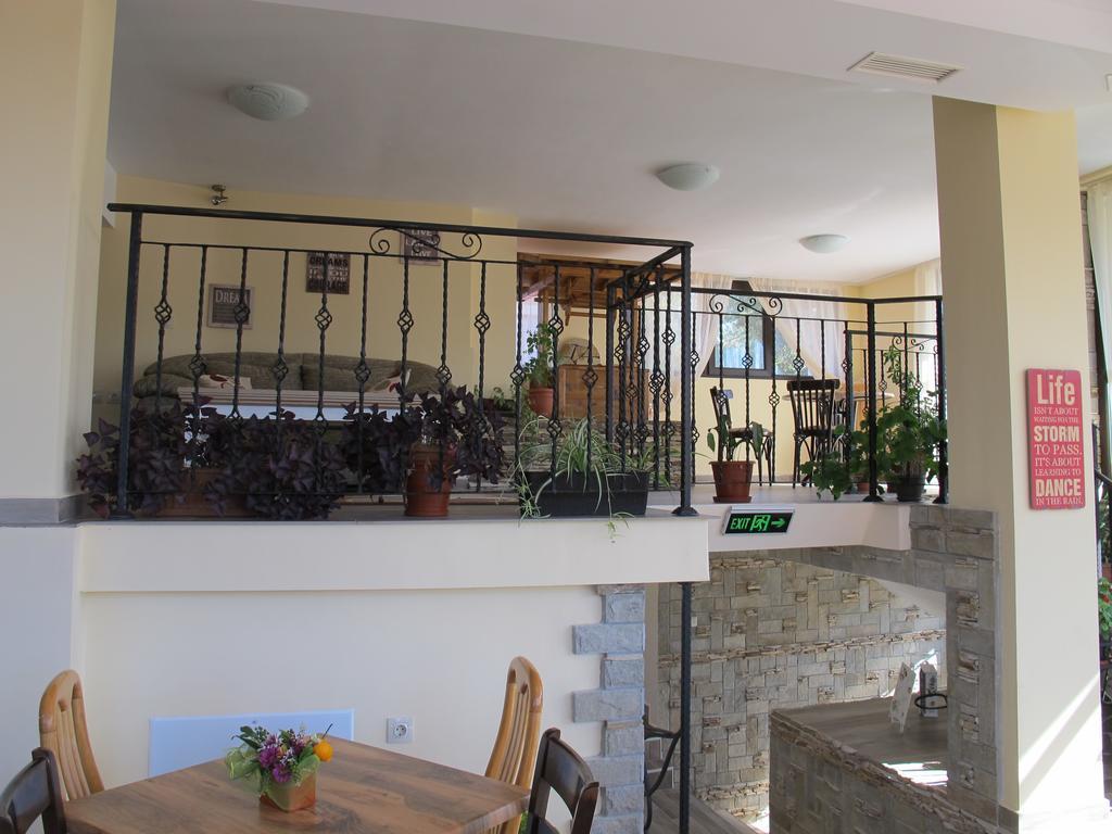 Guest House & Bistro Lefterova Kotel Exterior foto