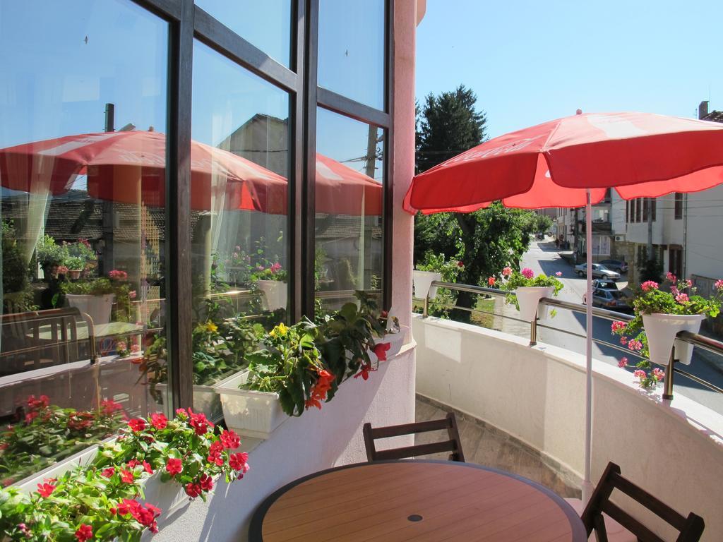 Guest House & Bistro Lefterova Kotel Exterior foto